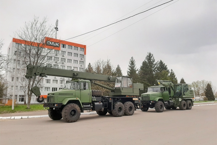 Автокран КТА‑25 та екскаватор ЕОВ-4421 на базі КрАЗ-63221 на визначальних відомчих випробуваннях отримали позитивні висновки