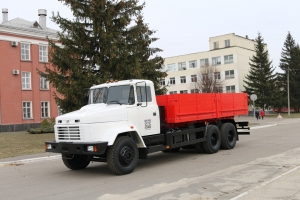 Ukrainian Metalworkers Get New KrAZ Trucks