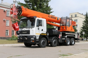 Unique crane truck based on KrAZ-7133 shipped to Metinvest