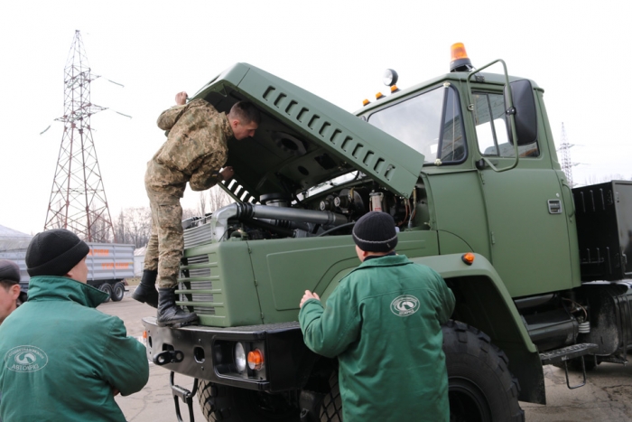 “KrAZ” Restores and Transfers Two Military Vehicles
