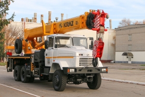 32 Tonne Cranes Shipped to “Ukrnafta”