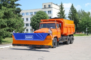 Assembly of Road Maintenance Vehicle for SJSC “Avtodor of Ukraine” Underway at “AutoKrAZ”