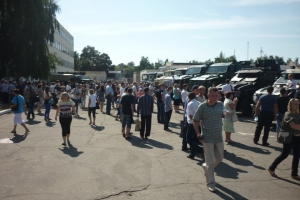 “AutoKrAZ” Celebrates its Anniversary!