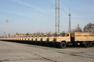 Inspection of KrAZ all-terrain vehicles by Egyptian MOD officers