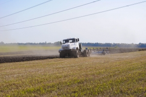 The MEZ-330 Tractor Displayed to Officials and Foreigners